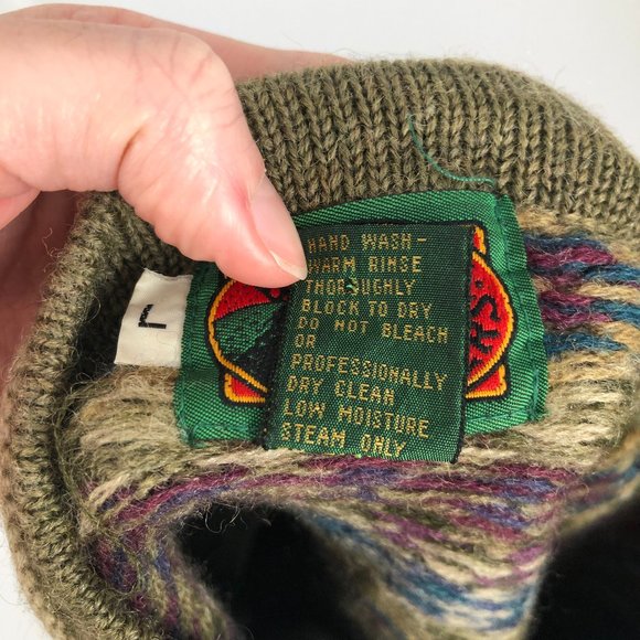 Stunning Vintage 100% Wool Oversized Nordic Fair Isle Heart Knit Crew Sweater - Picture 5 of 7